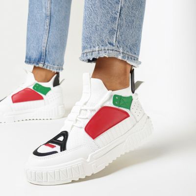 born2be - Buty sportowe damskie na wiosnę ze sklepu: born2be.pl w kategorii: Buty sportowe damskie - zdjęcie 054DCF2-170-2564_174528