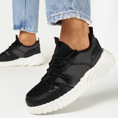born2be - Buty sportowe damskie jesienne ze sklepu: born2be.pl w kategorii: Buty sportowe damskie - zdjęcie 054DCF2-170-2564_226479