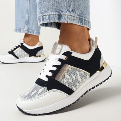 born2be - Buty sportowe damskie na wiosnę ze sklepu: born2be.pl w kategorii: Buty sportowe damskie - zdjęcie 054DCF2-170-2564_237197