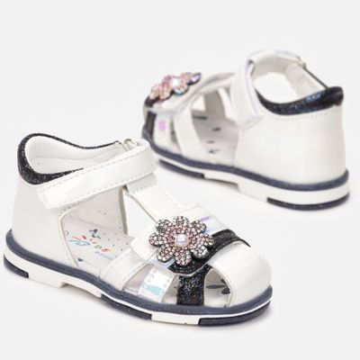 Sandały dziecięce na lato born2be ze sklepu: born2be.pl w kategorii: Sandały dziecięce - zdjęcie 054DCF2-170-2564_253638