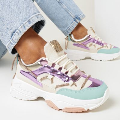 Buty sportowe damskie na wiosnę born2be ze sklepu: born2be.pl w kategorii: Buty sportowe damskie - zdjęcie 054DCF2-170-2564_263264