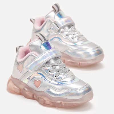 Buty sportowe dziecięce wiosenne born2be ze sklepu: born2be.pl w kategorii: Buty sportowe dziecięce