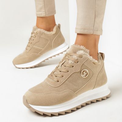 Buty sportowe damskie na wiosnę born2be ze sklepu: born2be.pl w kategorii: Buty sportowe damskie - zdjęcie 054DCF2-170-2564_280348