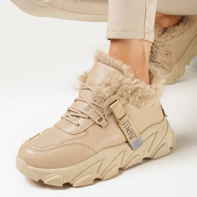 Buty sportowe damskie wiosenne born2be ze sklepu: born2be.pl w kategorii: Buty sportowe damskie - zdjęcie 054DCF2-170-2564_283589