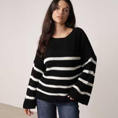 Sweter damski casual born2be ze sklepu: born2be.pl w kategorii: Swetry damskie - zdjęcie 054DCF2-170-2564_284269