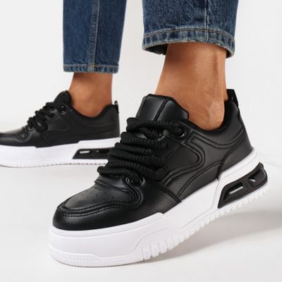 born2be - Buty sportowe damskie na wiosnę ze sklepu: born2be.pl w kategorii: Buty sportowe damskie - zdjęcie 054DCF2-170-2564_289451