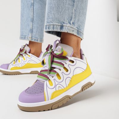 Buty sportowe damskie wiosenne born2be ze sklepu: born2be.pl w kategorii: Buty sportowe damskie - zdjęcie 054DCF2-170-2564_291646