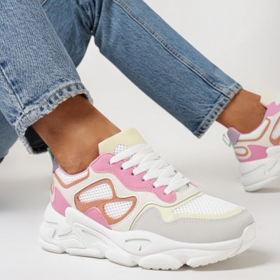 born2be - Buty sportowe damskie wiosenne ze sklepu: born2be.pl w kategorii: Buty sportowe damskie - zdjęcie 054DCF2-170-2564_292403