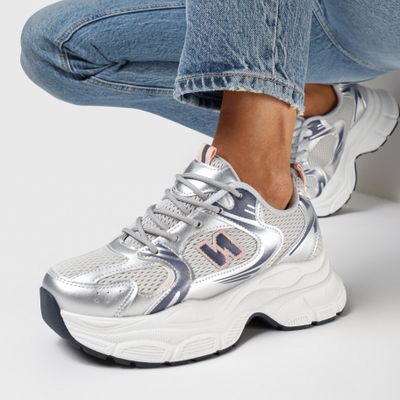 Buty sportowe damskie na wiosnę born2be ze sklepu: born2be.pl w kategorii: Buty sportowe damskie - zdjęcie 054DCF2-170-2564_292474
