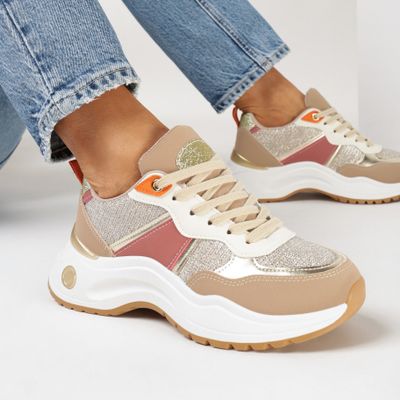 Buty sportowe damskie na wiosnę born2be ze sklepu: born2be.pl w kategorii: Buty sportowe damskie - zdjęcie 054DCF2-170-2564_293523