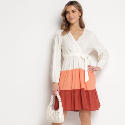 Sukienka casual born2be ze sklepu: born2be.pl w kategorii: Sukienki - zdjęcie 054DCF2-170-2564_294560