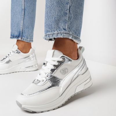 Buty sportowe damskie wiosenne born2be ze sklepu: born2be.pl w kategorii: Buty sportowe damskie - zdjęcie 054DCF2-170-2564_294583