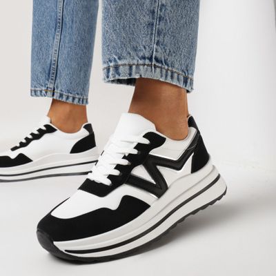 Buty sportowe damskie wiosenne born2be ze sklepu: born2be.pl w kategorii: Buty sportowe damskie - zdjęcie 054DCF2-170-2564_294646