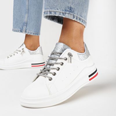 Buty sportowe damskie wiosenne born2be ze sklepu: born2be.pl w kategorii: Buty sportowe damskie - zdjęcie 054DCF2-170-2564_297119