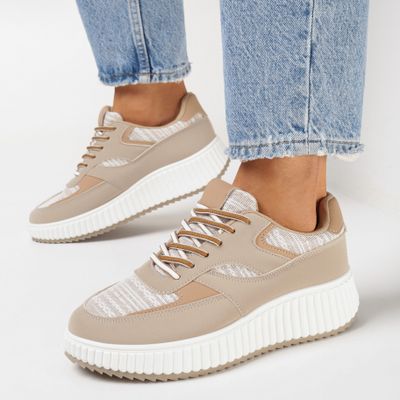 born2be - Buty sportowe damskie na wiosnę ze sklepu: born2be.pl w kategorii: Buty sportowe damskie - zdjęcie 054DCF2-170-2564_297553