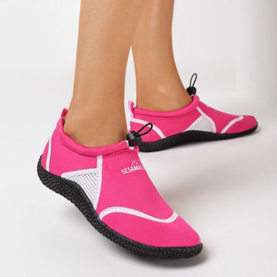 Buty sportowe damskie na wiosnę born2be ze sklepu: born2be.pl w kategorii: Buty sportowe damskie - zdjęcie 054DCF2-170-2564_298671