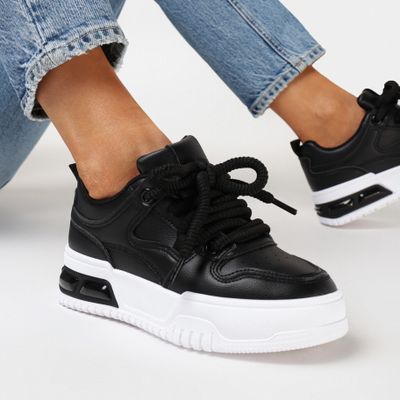 Buty sportowe damskie na wiosnę born2be ze sklepu: born2be.pl w kategorii: Buty sportowe damskie - zdjęcie 054DCF2-170-2564_299383