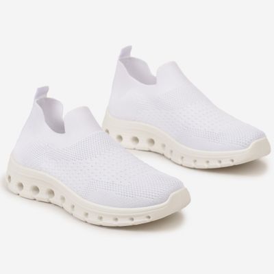 Buty sportowe damskie na wiosnę born2be ze sklepu: born2be.pl w kategorii: Buty sportowe damskie - zdjęcie 054DCF2-170-2564_301871