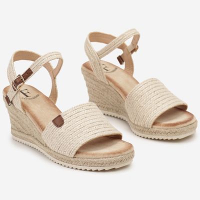 Espadryle damskie born2be ze sklepu: born2be.pl w kategorii: Espadryle damskie - zdjęcie 054DCF2-170-2564_303972