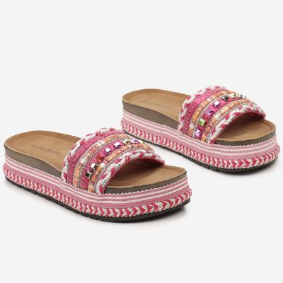 born2be - Klapki damskie na lato ze sklepu: born2be.pl w kategorii: Klapki damskie - zdjęcie 054DCF2-170-2564_306423