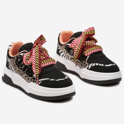 Buty sportowe damskie na wiosnę born2be ze sklepu: born2be.pl w kategorii: Buty sportowe damskie - zdjęcie 054DCF2-170-2564_306878