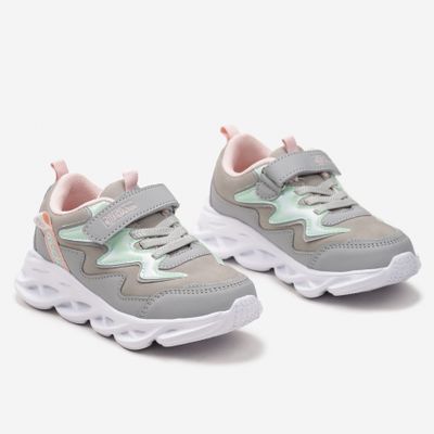 Buty sportowe dziecięce na wiosnę born2be ze sklepu: born2be.pl w kategorii: Buty sportowe dziecięce - zdjęcie 054DCF2-170-2564_312498