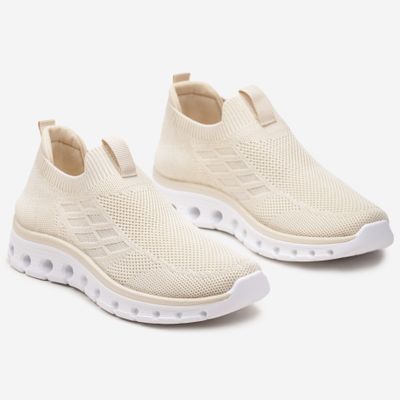 Buty sportowe damskie wiosenne born2be ze sklepu: born2be.pl w kategorii: Buty sportowe damskie - zdjęcie 054DCF2-170-2564_313117