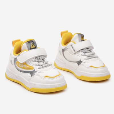 Buty sportowe dziecięce wiosenne born2be ze sklepu: born2be.pl w kategorii: Buty sportowe dziecięce - zdjęcie 054DCF2-170-2564_323513