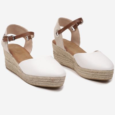 born2be - Espadryle damskie na lato ze sklepu: born2be.pl w kategorii: Espadryle damskie - zdjęcie 054DCF2-170-2564_325535