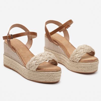 Espadryle damskie na lato born2be ze sklepu: born2be.pl w kategorii: Espadryle damskie - zdjęcie 054DCF2-170-2564_327752