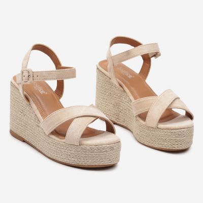 Espadryle damskie born2be ze sklepu: born2be.pl w kategorii: Espadryle damskie - zdjęcie 054DCF2-170-2564_327795