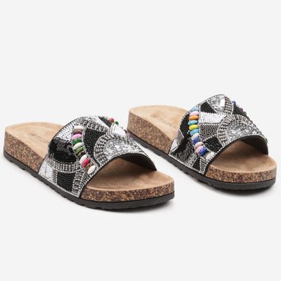 born2be - Klapki damskie na lato ze sklepu: born2be.pl w kategorii: Klapki damskie - zdjęcie 054DCF2-170-2564_330004