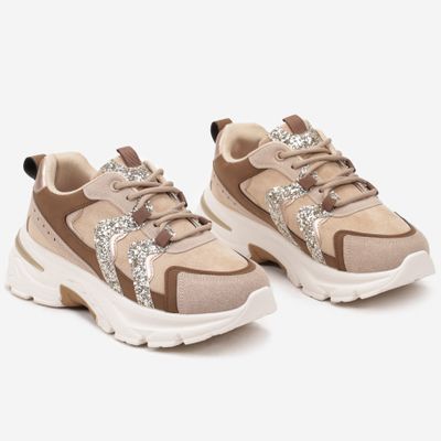 Buty sportowe damskie na wiosnę born2be ze sklepu: born2be.pl w kategorii: Buty sportowe damskie - zdjęcie 054DCF2-170-2564_345384