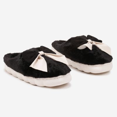 Kapcie damskie na zimę born2be ze sklepu: born2be.pl w kategorii: Kapcie damskie - zdjęcie 054DCF2-170-2564_345405