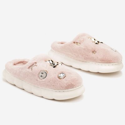 Kapcie damskie na zimę born2be ze sklepu: born2be.pl w kategorii: Kapcie damskie - zdjęcie 054DCF2-170-2564_346958