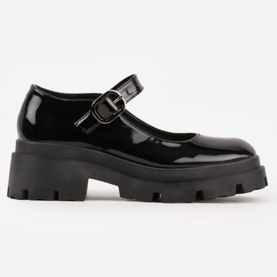 Półbuty damskie jesienne born2be ze sklepu: born2be.pl w kategorii: Półbuty damskie - zdjęcie 054DCF2-170-2564_352552