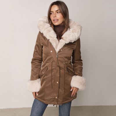 Parka damska na wiosnę born2be ze sklepu: born2be.pl w kategorii: Parki damskie - zdjęcie 054DCF2-170-2564_354342