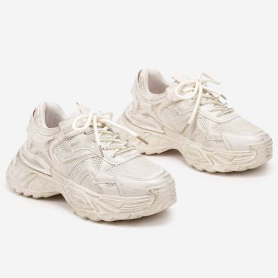 Buty sportowe damskie casual bez wzorów born2be ze sklepu: born2be.pl w kategorii: Buty sportowe damskie - zdjęcie 054DCF2-170-2564_365251