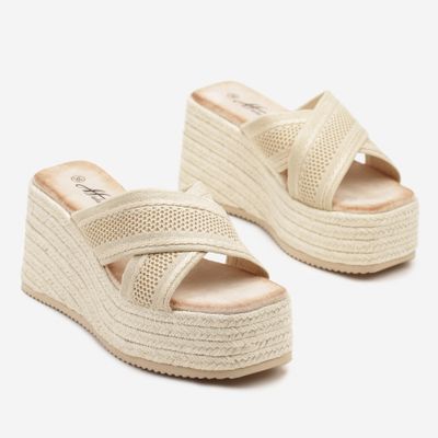 Espadryle damskie born2be ze sklepu: born2be.pl w kategorii: Espadryle damskie - zdjęcie 054DCF2-170-2564_365649