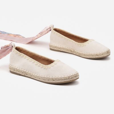 Espadryle damskie na wiosnę born2be ze sklepu: born2be.pl w kategorii: Espadryle damskie - zdjęcie 054DCF2-170-2564_365885