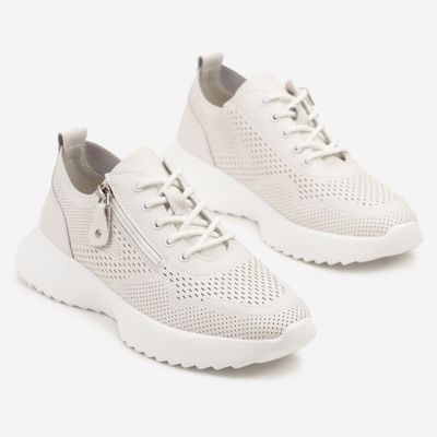 Buty sportowe damskie na wiosnę born2be ze sklepu: born2be.pl w kategorii: Buty sportowe damskie - zdjęcie 054DCF2-170-2564_367022