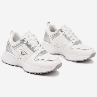 Buty sportowe damskie na wiosnę born2be ze sklepu: born2be.pl w kategorii: Buty sportowe damskie - zdjęcie 054DCF2-170-2564_369660