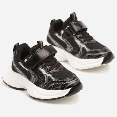 Buty sportowe dziecięce na wiosnę born2be ze sklepu: born2be.pl w kategorii: Buty sportowe dziecięce - zdjęcie 054DCF2-170-2564_370050