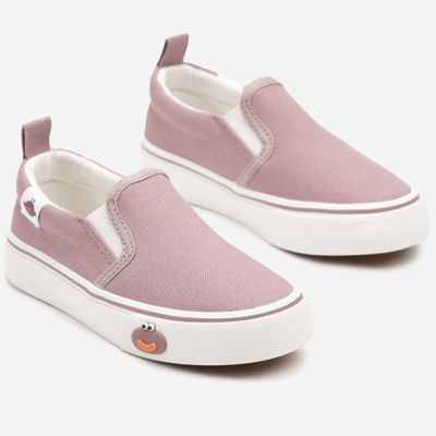 Trampki dziecięce na wiosnę born2be ze sklepu: born2be.pl w kategorii: Trampki dziecięce - zdjęcie 054DCF2-170-2564_370423