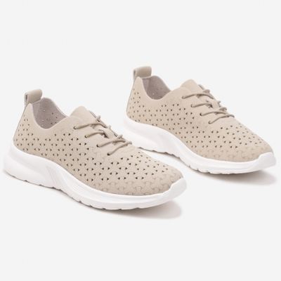 born2be - Buty sportowe damskie na wiosnę ze sklepu: born2be.pl w kategorii: Buty sportowe damskie - zdjęcie 054DCF2-170-2564_371028