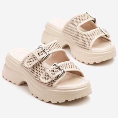 Klapki damskie born2be ze sklepu: born2be.pl w kategorii: Klapki damskie - zdjęcie 054DCF2-170-2564_371395