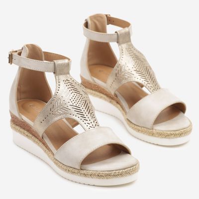 Espadryle damskie na wiosnę born2be ze sklepu: born2be.pl w kategorii: Espadryle damskie - zdjęcie 054DCF2-170-2564_372275