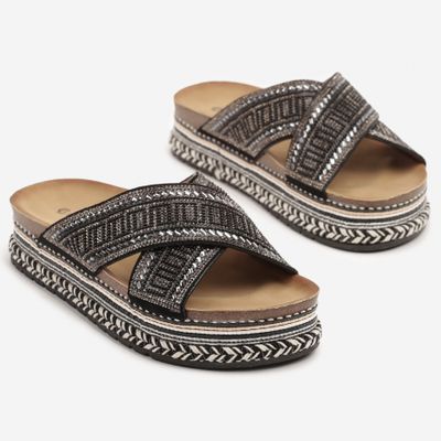 Klapki damskie letnie born2be ze sklepu: born2be.pl w kategorii: Klapki damskie - zdjęcie 054DCF2-170-2564_372290