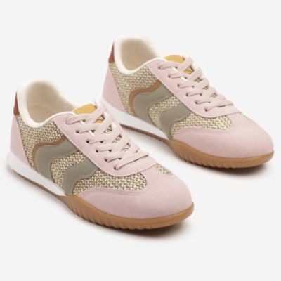 Buty sportowe damskie na wiosnę born2be ze sklepu: born2be.pl w kategorii: Buty sportowe damskie - zdjęcie 054DCF2-170-2564_372438