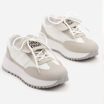 born2be - Buty sportowe damskie na wiosnę ze sklepu: born2be.pl w kategorii: Buty sportowe damskie - zdjęcie 054DCF2-170-2564_374095